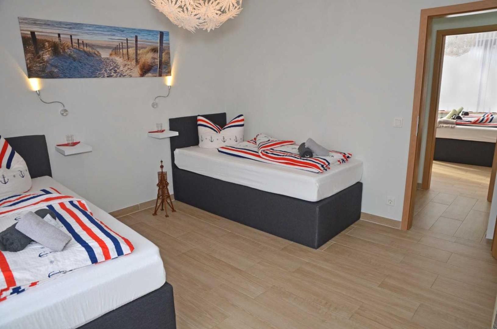 קושהאבן Hotel Zur Seerobbe מראה חיצוני תמונה