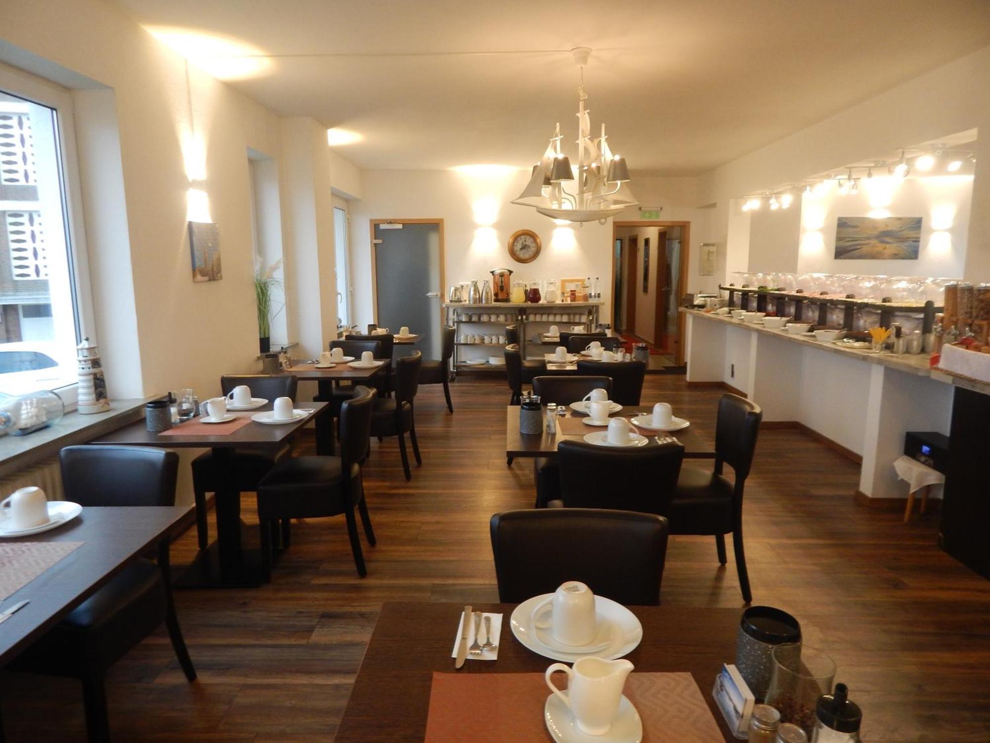 קושהאבן Hotel Zur Seerobbe מראה חיצוני תמונה